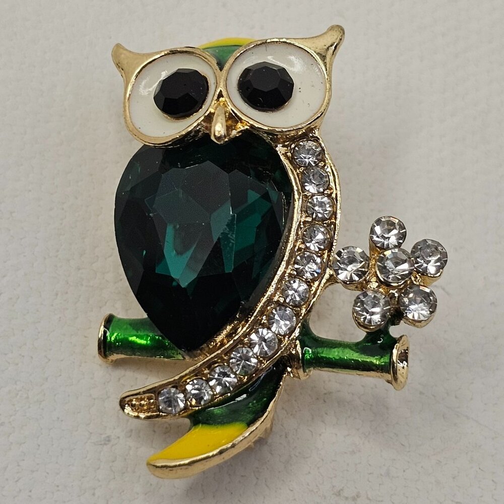 Gold Tone Green White Clear Rhinestone Owl Brooch Unmarked Pin